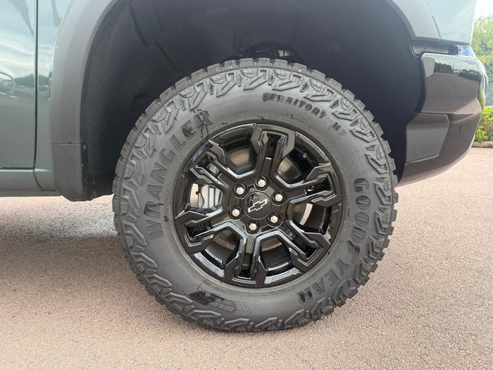 2025 Chevrolet Silverado 1500 ZR2 W/Tech Pack