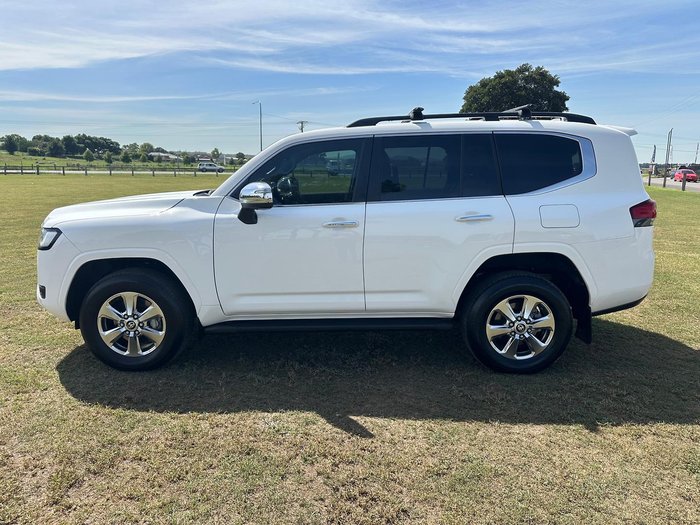 2024 Toyota Landcruiser Sahara