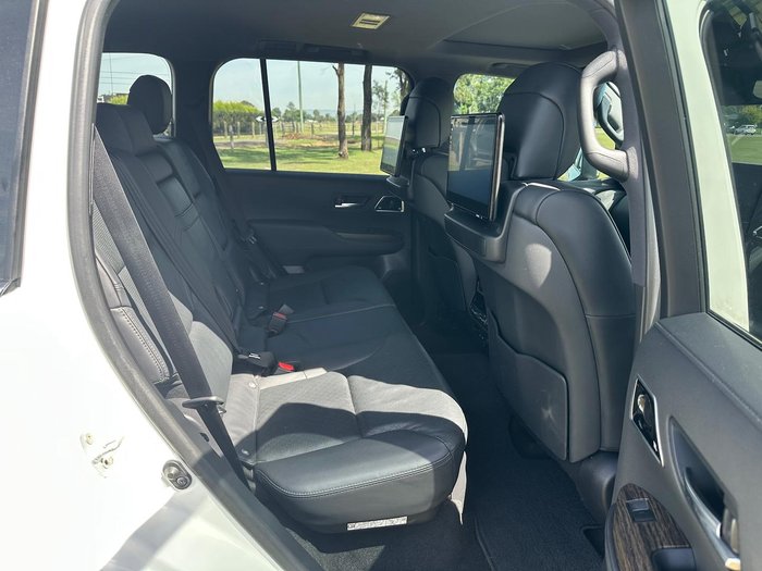 2024 Toyota Landcruiser Sahara