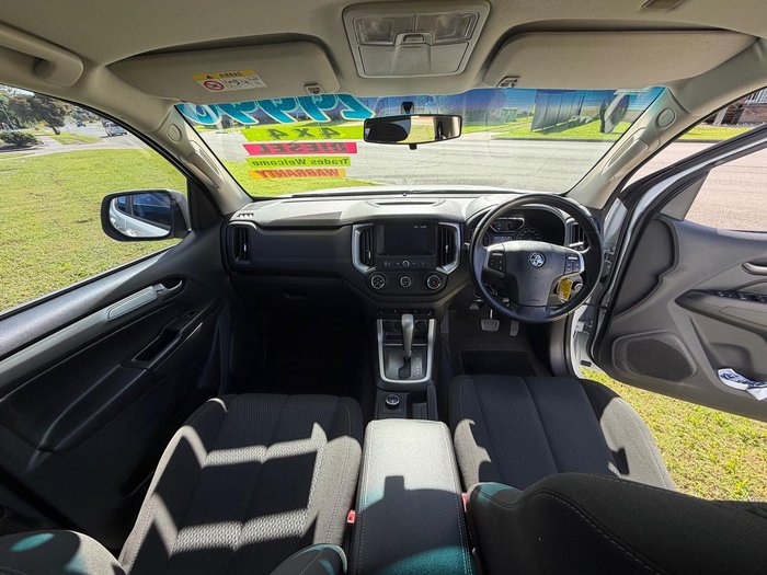 2017 Holden Trailblazer LT RG MY18 4X4 Dual Range Summit White