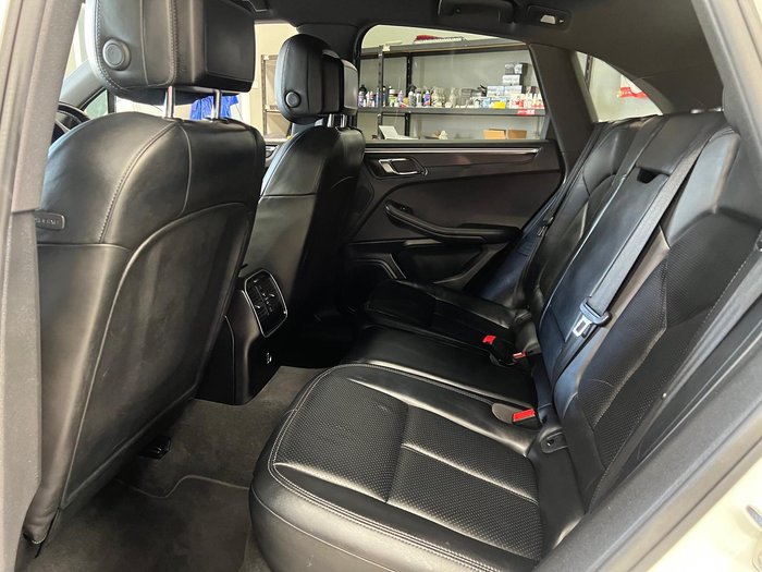 2017 Porsche Macan 95B MY17 AWD Carrara White