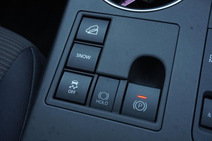 2023 Toyota Kluger GX