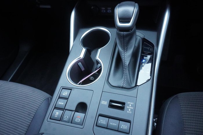 2023 Toyota Kluger GX