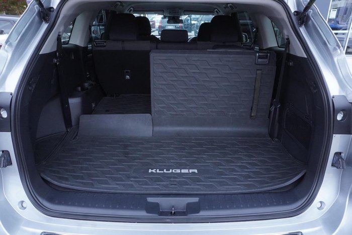 2023 Toyota Kluger GX