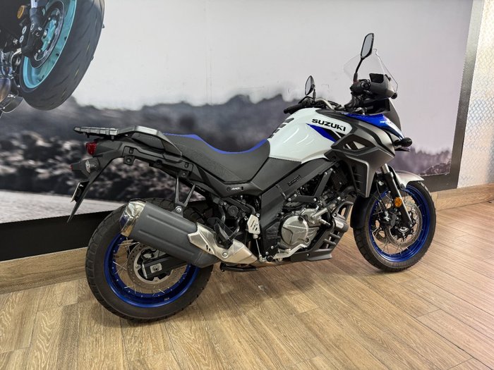 2024 Suzuki V-STROM 650XT (DL650XA) BLUE