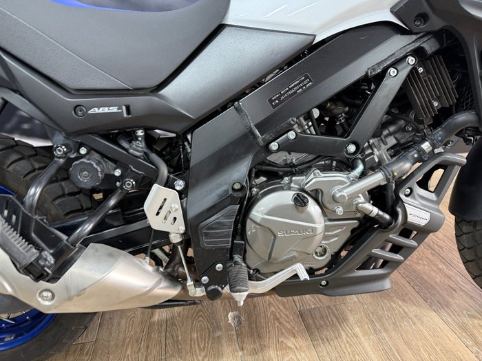 2024 Suzuki V-STROM 650XT (DL650XA) BLUE