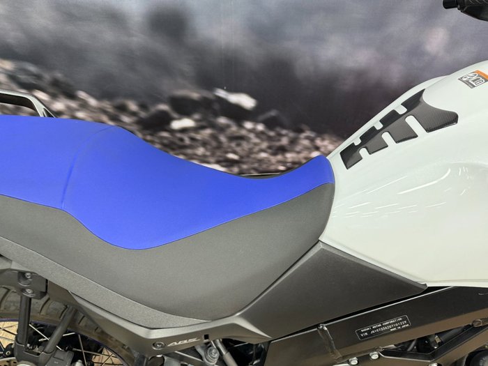 2024 Suzuki V-STROM 650XT (DL650XA) BLUE