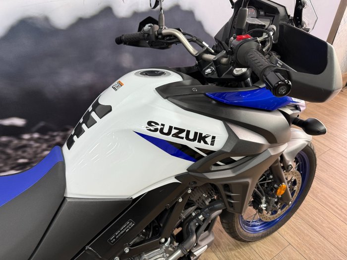 2024 Suzuki V-STROM 650XT (DL650XA) BLUE