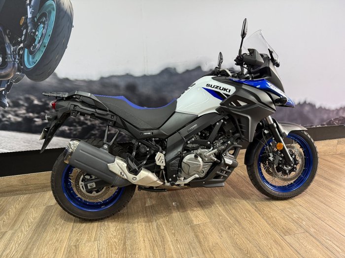 2024 Suzuki V-STROM 650XT (DL650XA) BLUE