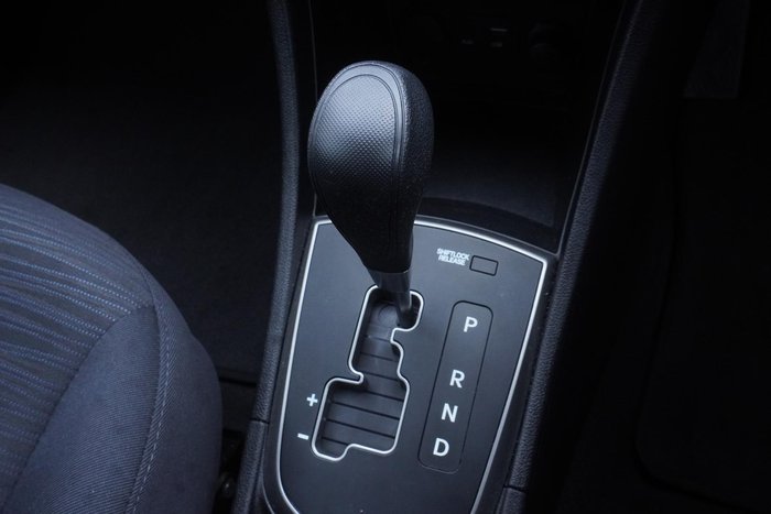 2015 Hyundai Accent Active