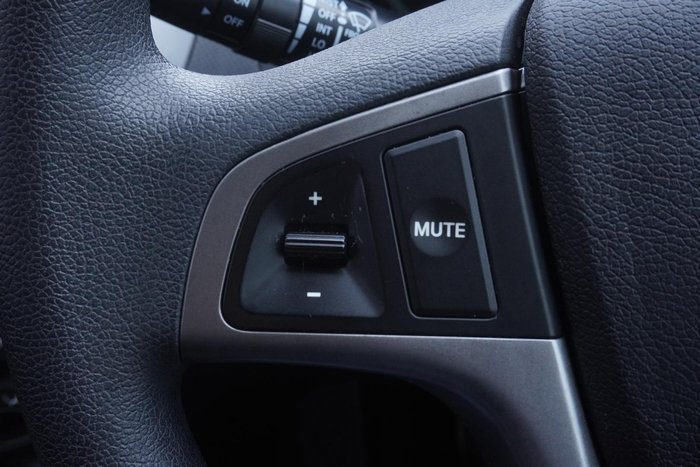 2015 Hyundai Accent Active