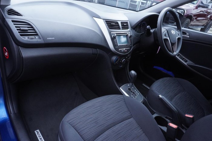 2015 Hyundai Accent Active