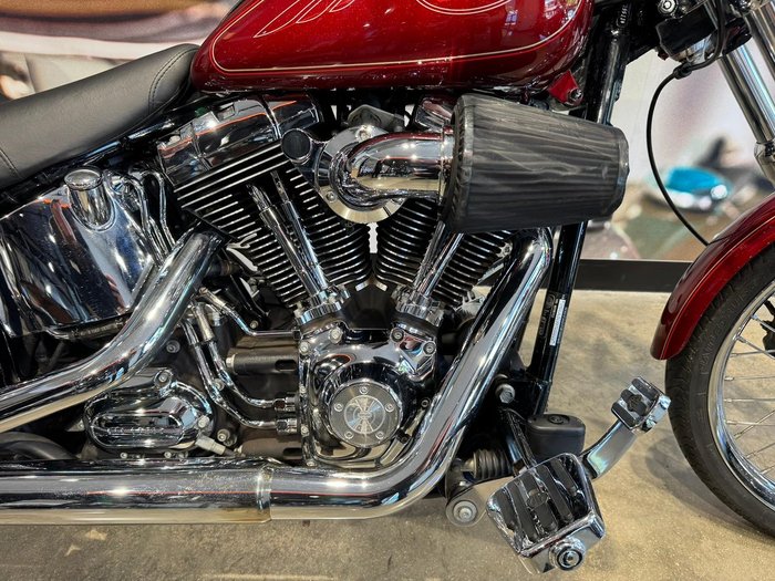 2008 Harley-Davidson Softail Custom 1584 (FXSTC) Softail Red