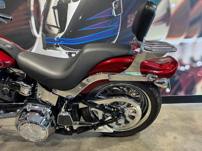 2008 Harley-Davidson Softail Custom 1584 (FXSTC) Softail Red