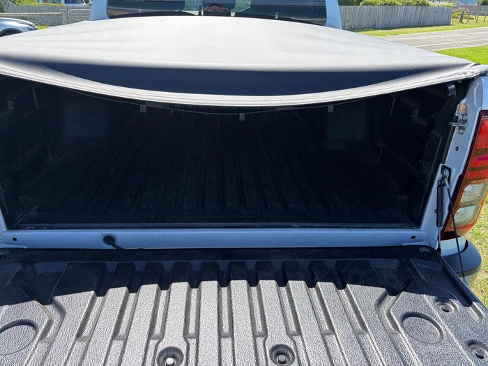 2024 Mitsubishi Triton GLS