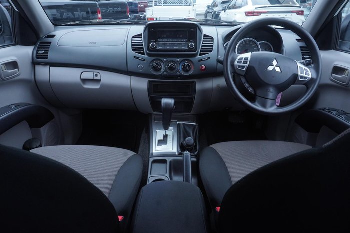 2014 Mitsubishi Triton GLX