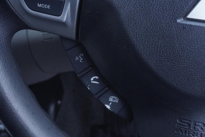 2014 Mitsubishi Triton GLX