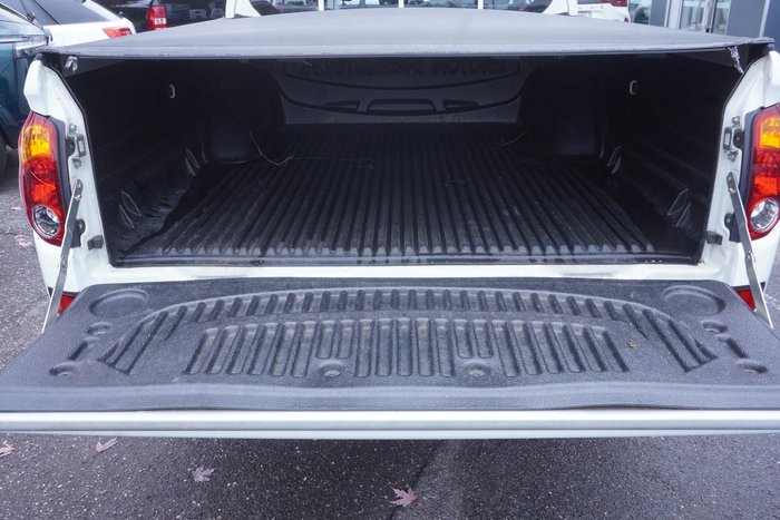 2014 Mitsubishi Triton GLX