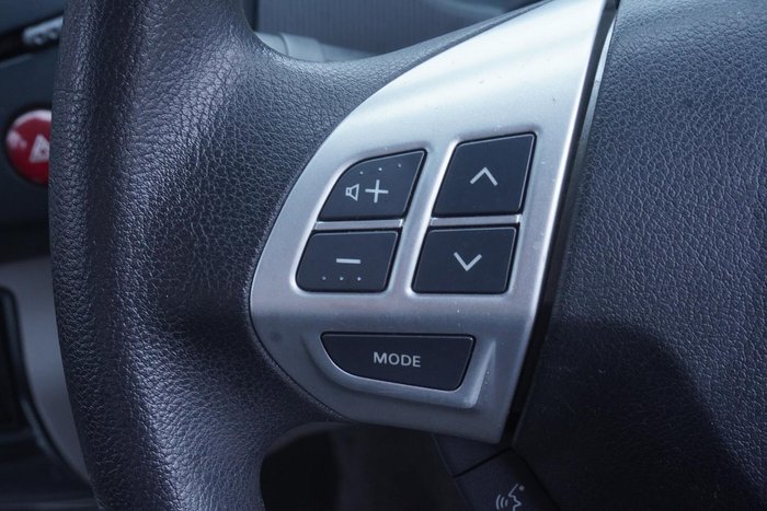 2014 Mitsubishi Triton GLX