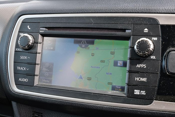 2015 Toyota Yaris ZR