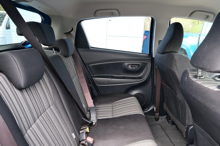 2015 Toyota Yaris ZR