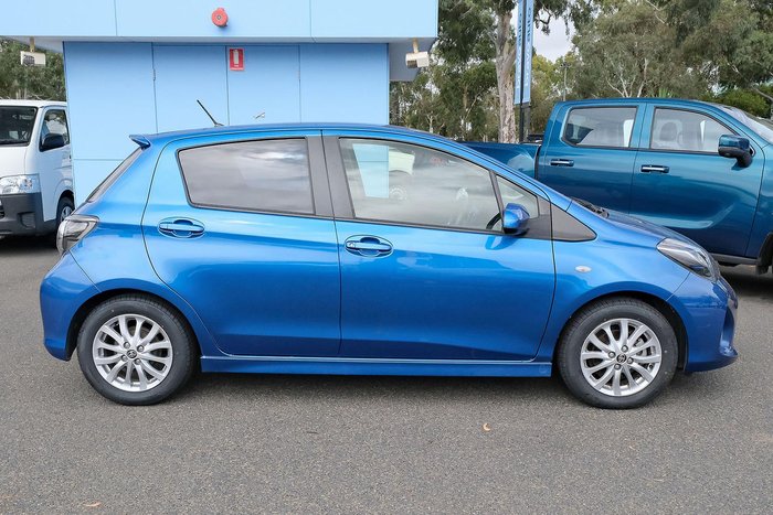 2015 Toyota Yaris ZR