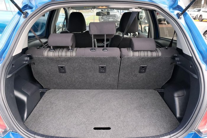 2015 Toyota Yaris ZR