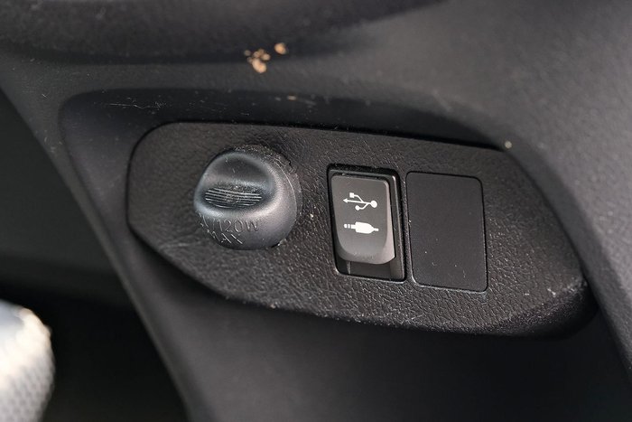 2015 Toyota Yaris ZR