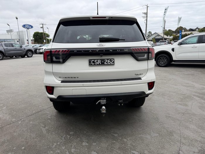 2024 Ford Everest Platinum
