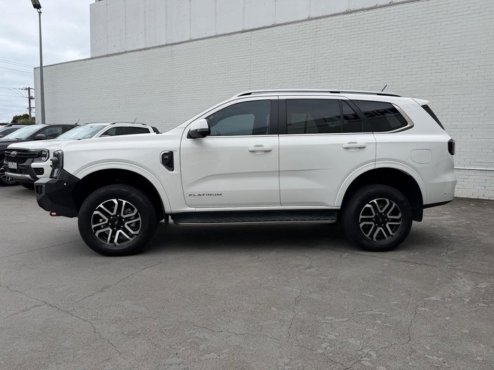 2024 Ford Everest Platinum