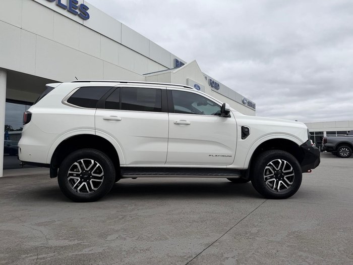 2024 Ford Everest Platinum