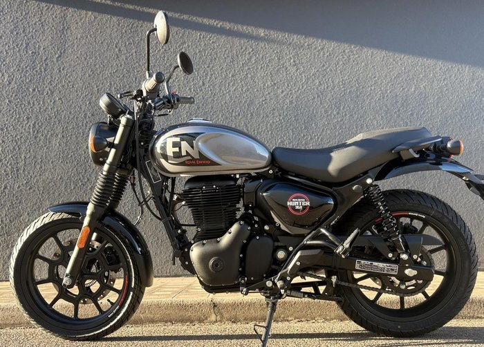2025 Royal Enfield Hunter 350 Hunter Grey