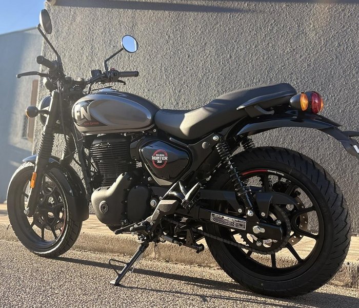 2025 Royal Enfield Hunter 350 Hunter Grey