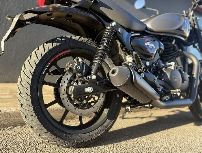 2025 Royal Enfield Hunter 350 Hunter Grey