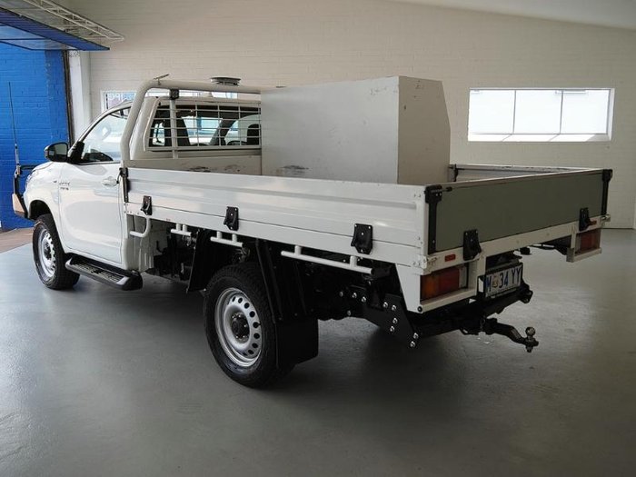 2024 Toyota Hilux SR