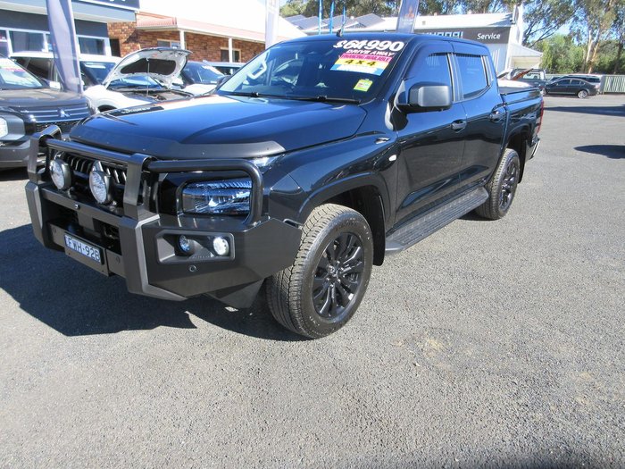 2025 Mitsubishi Triton GLX-R