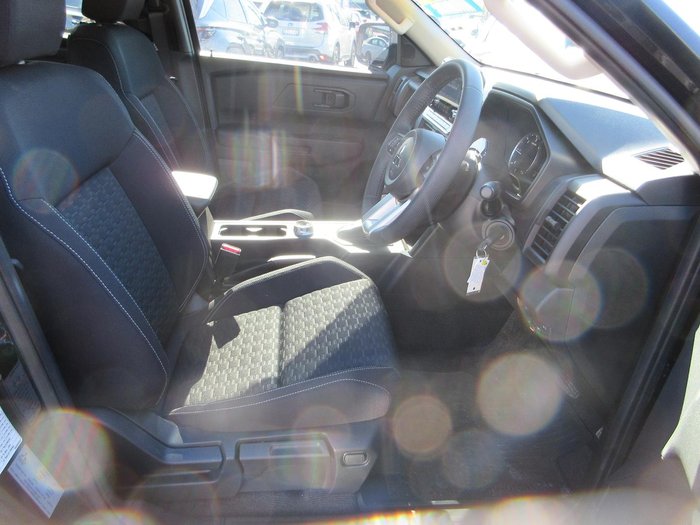 2025 Mitsubishi Triton GLX-R