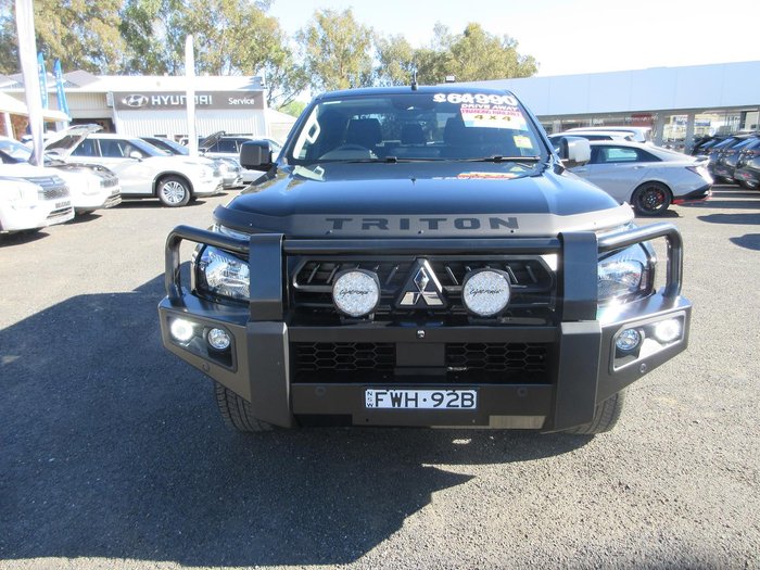 2025 Mitsubishi Triton GLX-R