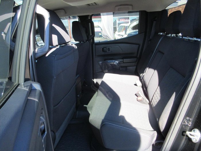 2025 Mitsubishi Triton GLX-R