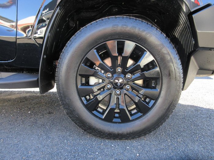 2025 Mitsubishi Triton GLX-R