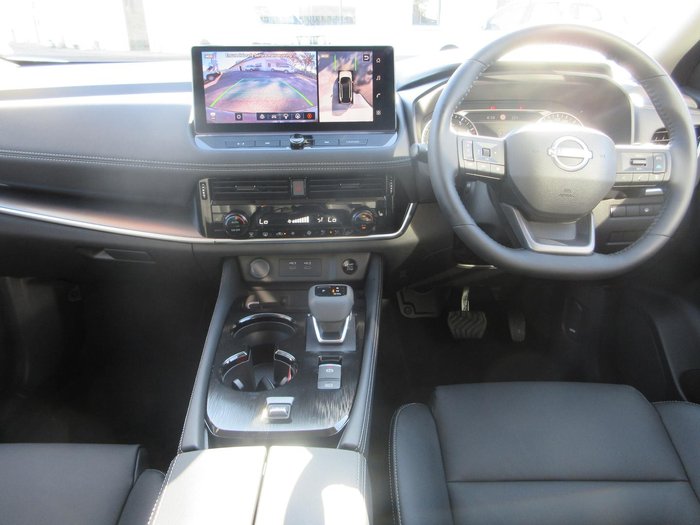 2026 Nissan X-TRAIL ST-L