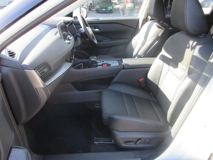 2026 Nissan X-TRAIL ST-L