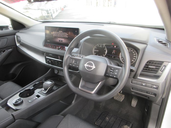 2026 Nissan X-TRAIL ST