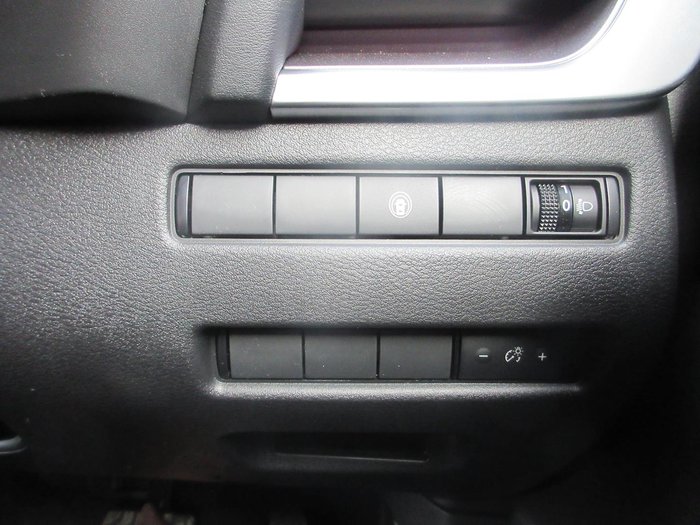 2026 Nissan X-TRAIL ST