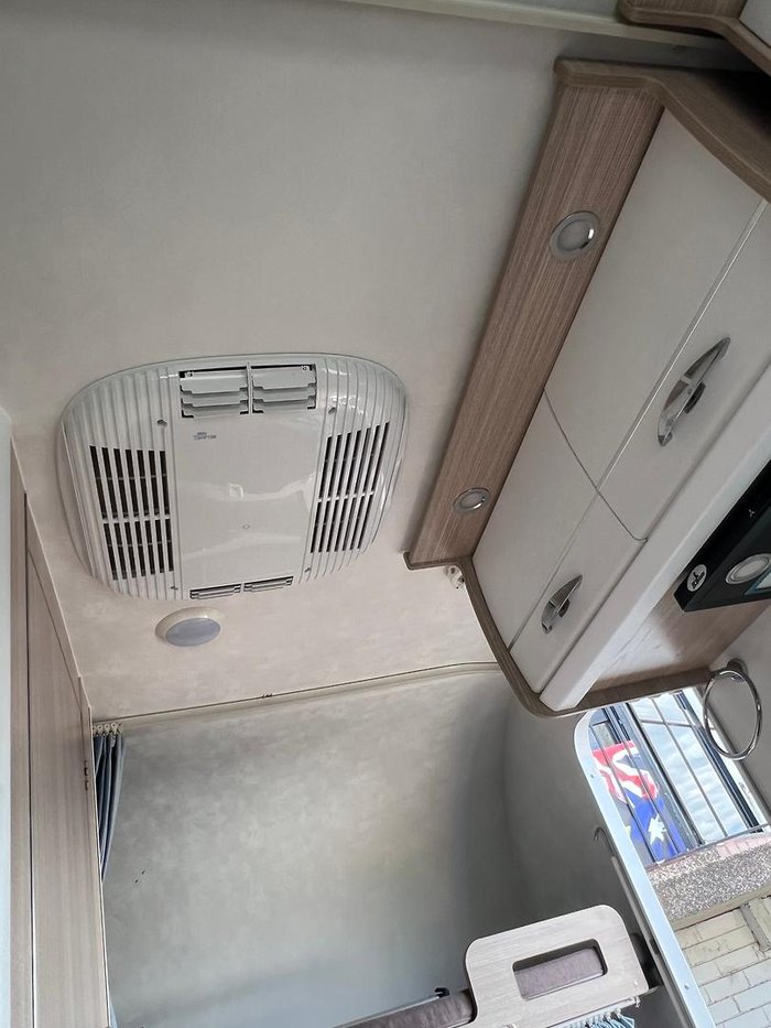 2020 Fantasy Caravan Mystic 12