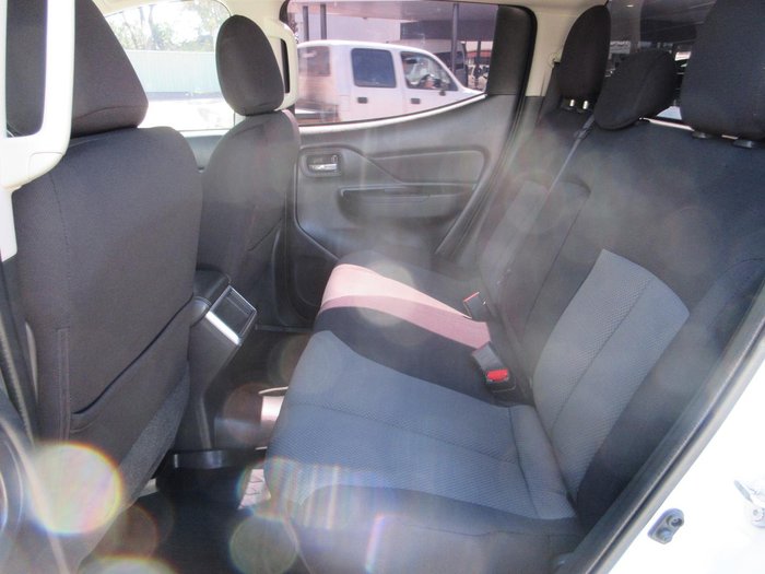 2022 Mitsubishi Triton GLX+