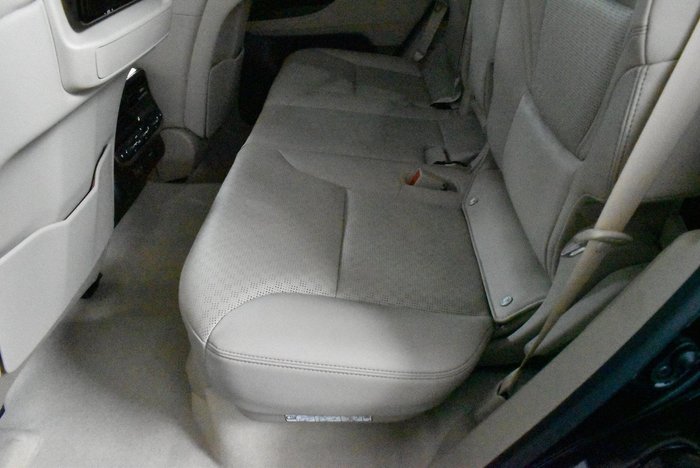 2025 Toyota Landcruiser Sahara ZX