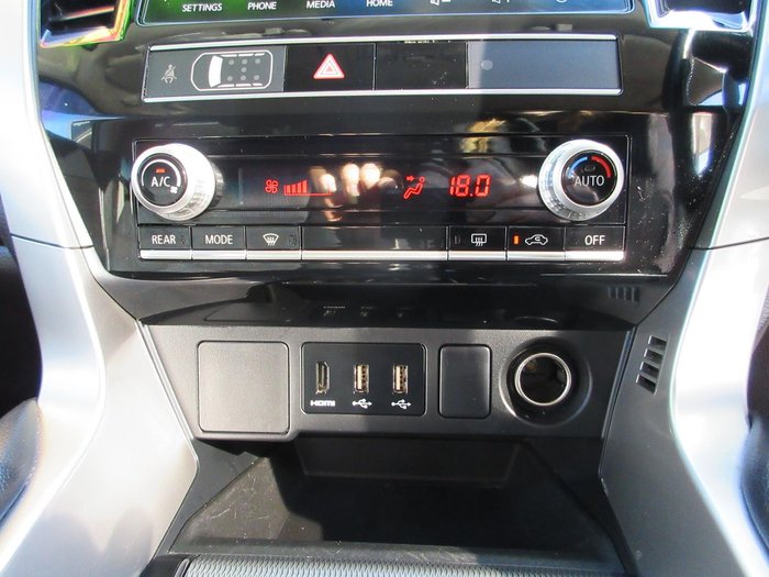 2021 Mitsubishi Pajero Sport GLX