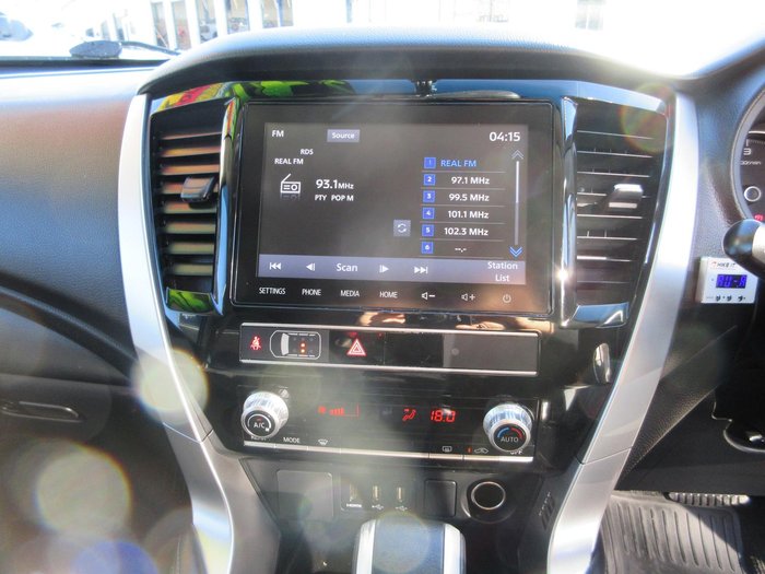 2021 Mitsubishi Pajero Sport GLX