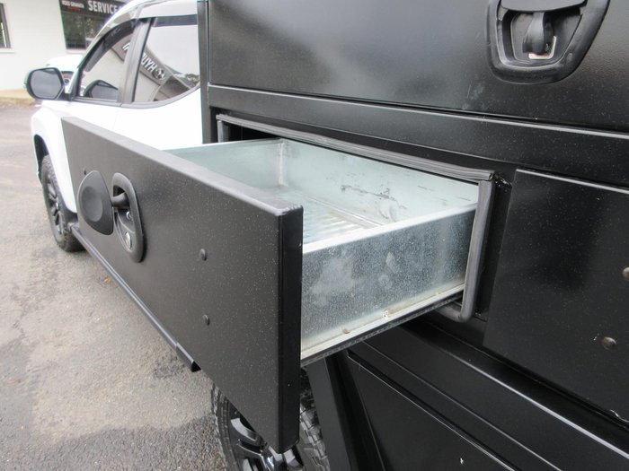 2022 Mitsubishi Triton GSR